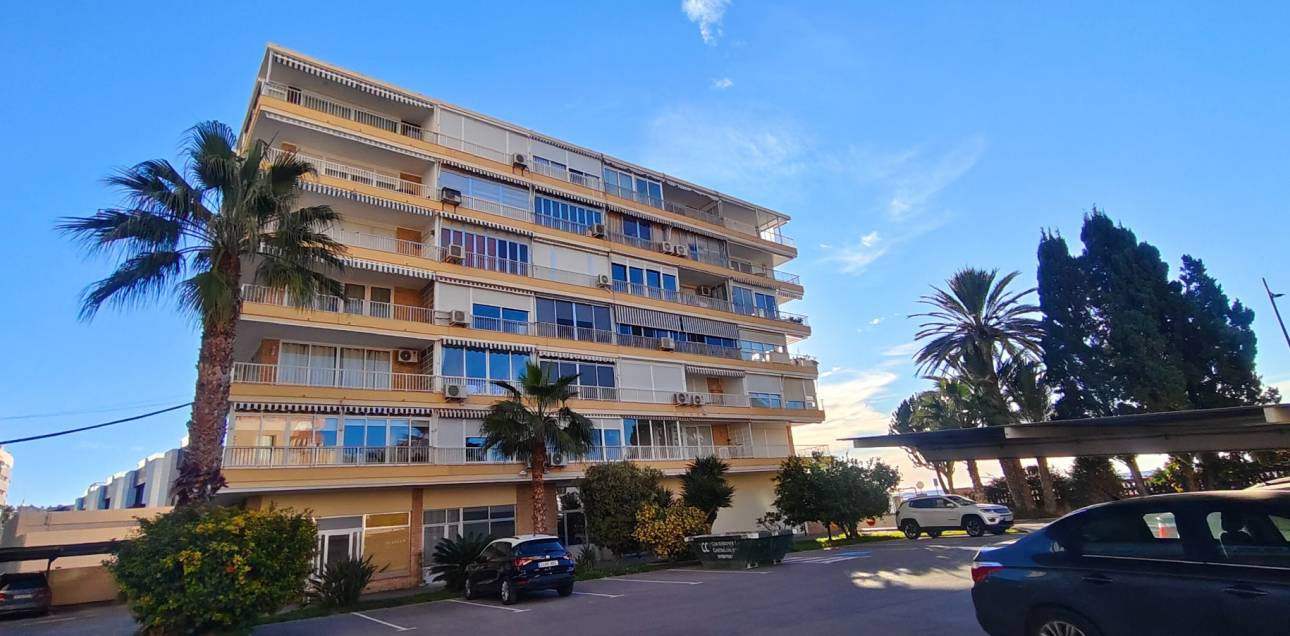 Resale - Apartment - El Campello - El Campello Playa