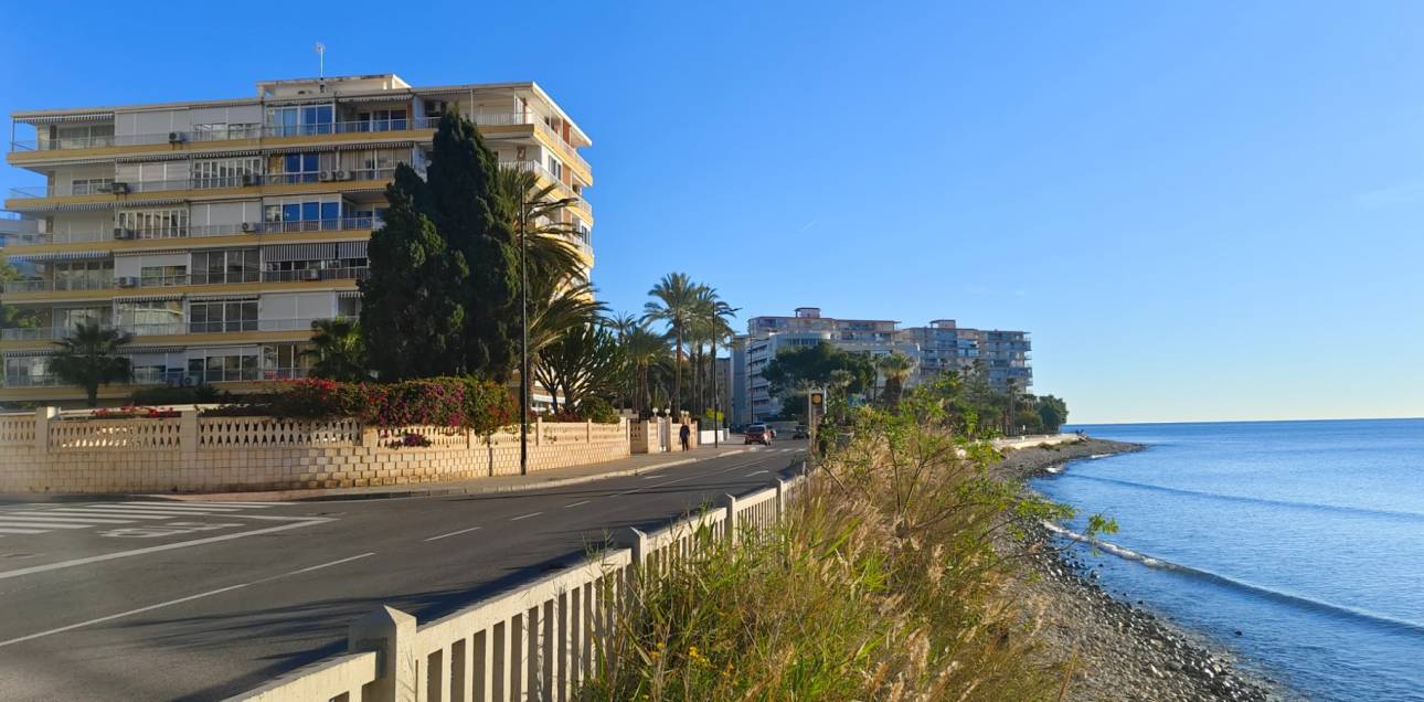 Resale - Apartment - El Campello - El Campello Playa