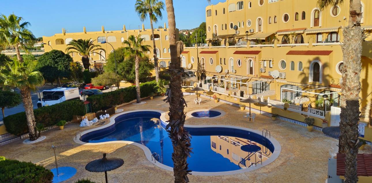 Resale - Townhouse / Duplex - El Campello