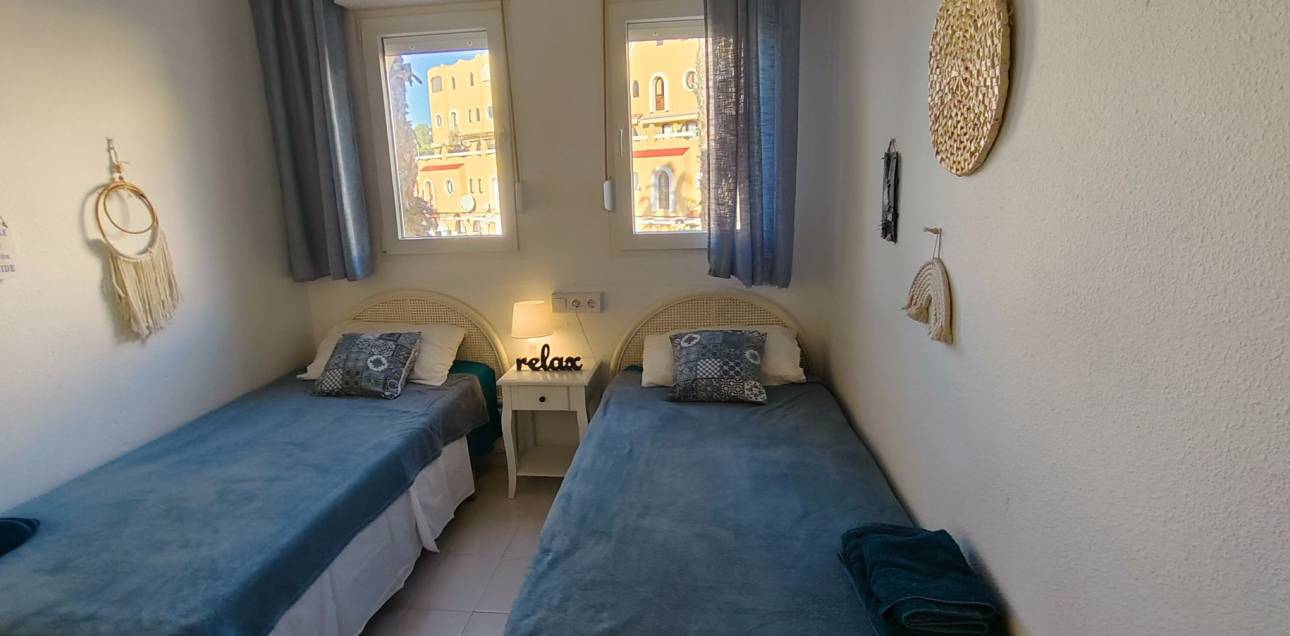 Resale - Townhouse / Duplex - El Campello