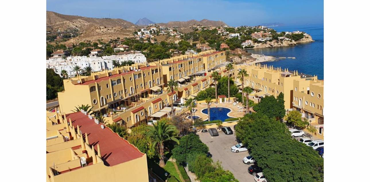 Resale - Bungalow - El Campello - La Almadraba-Coveta Fumà-Amerador