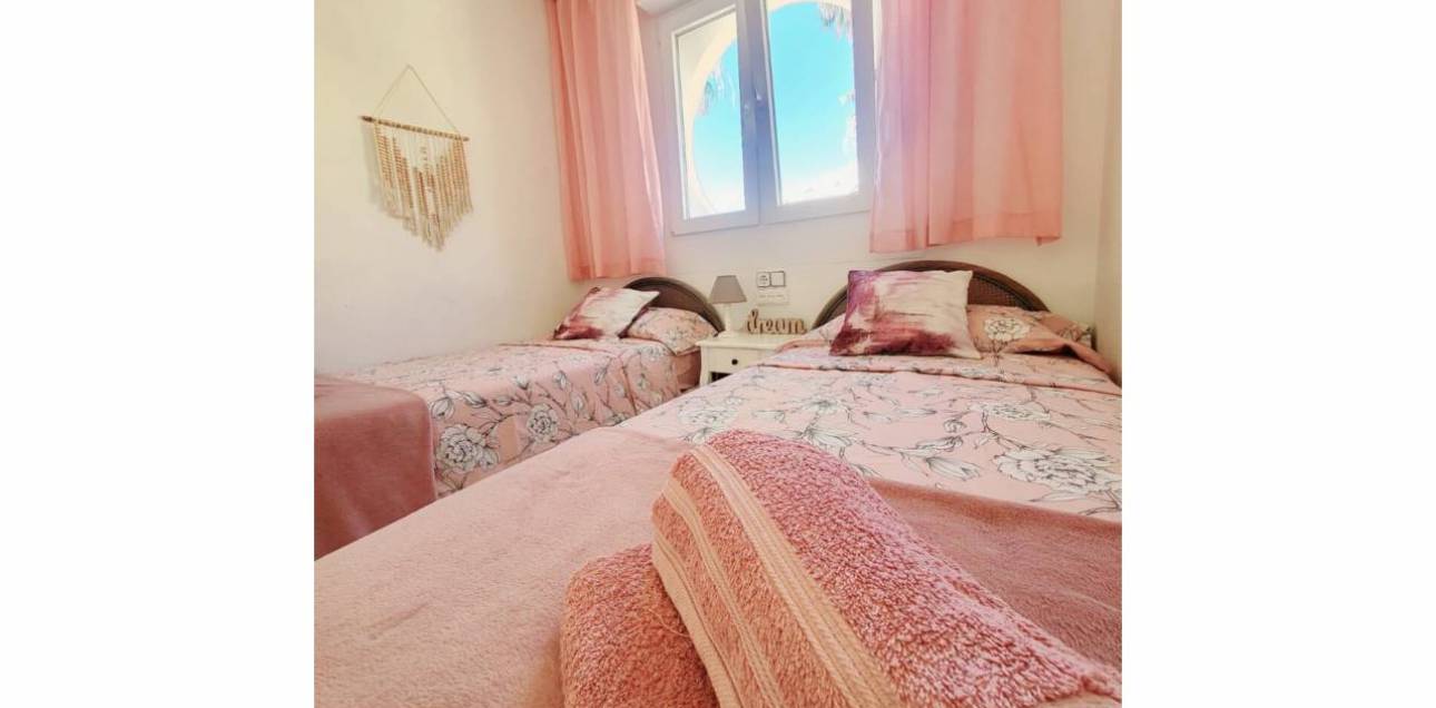 Resale - Bungalow - El Campello - La Almadraba-Coveta Fumà-Amerador