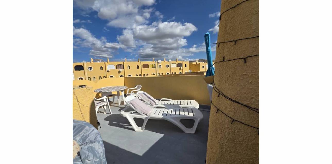 Resale - Bungalow - El Campello - La Almadraba-Coveta Fumà-Amerador