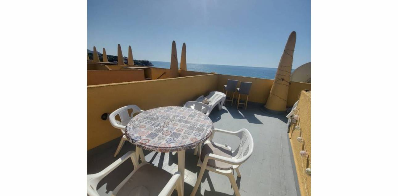 Resale - Bungalow - El Campello - La Almadraba-Coveta Fumà-Amerador