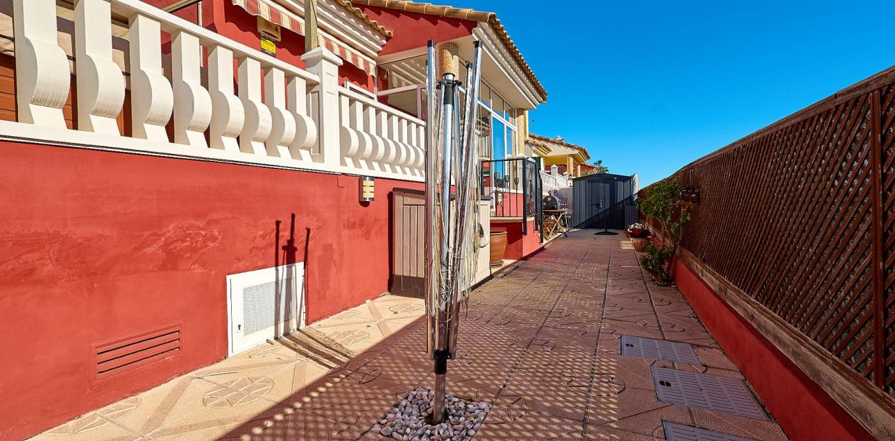 Resale - Villa - Muchamiel