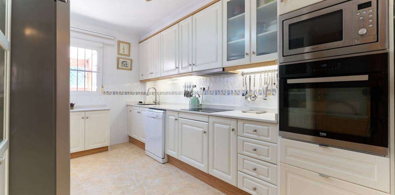 Resale - Chalet pareado - Mutxamel