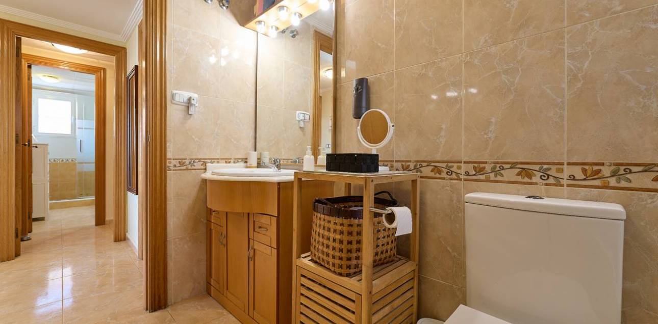 Resale - Chalet pareado - Mutxamel