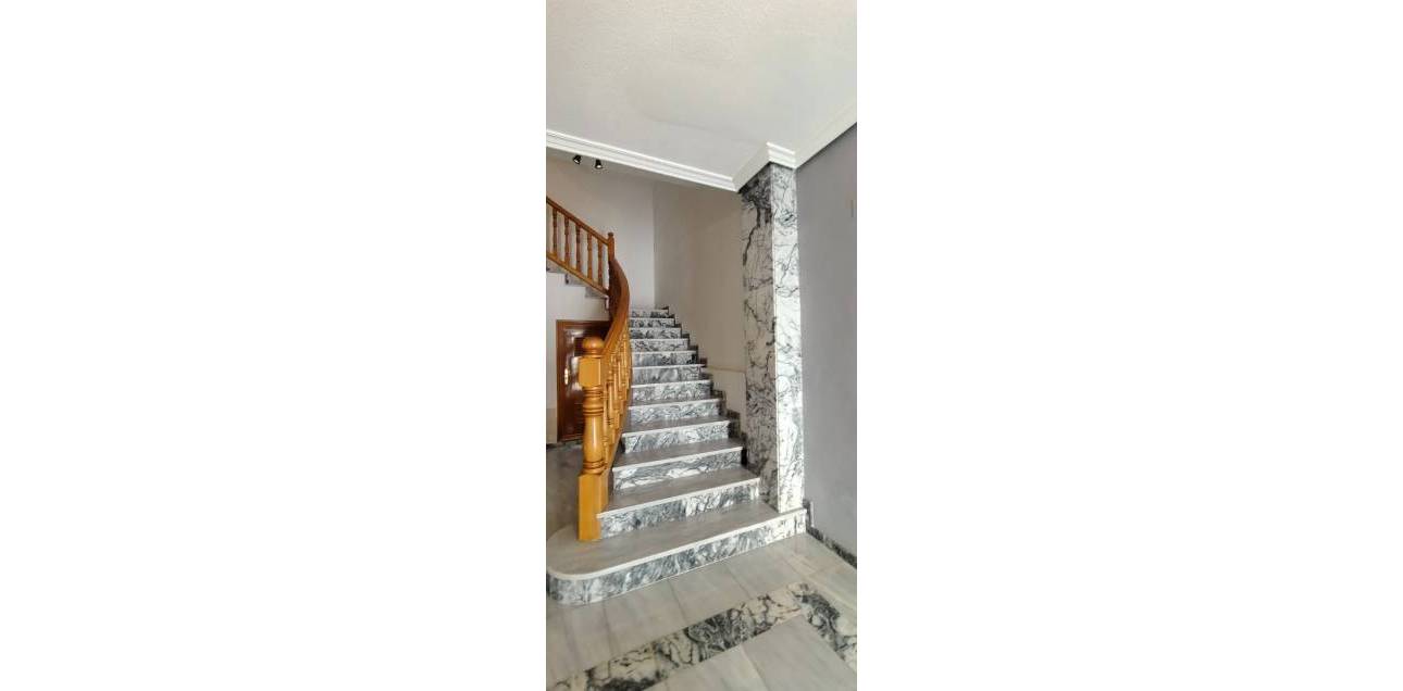 Resale - Penthouse Apartment - El Campello - El Campello Pueblo