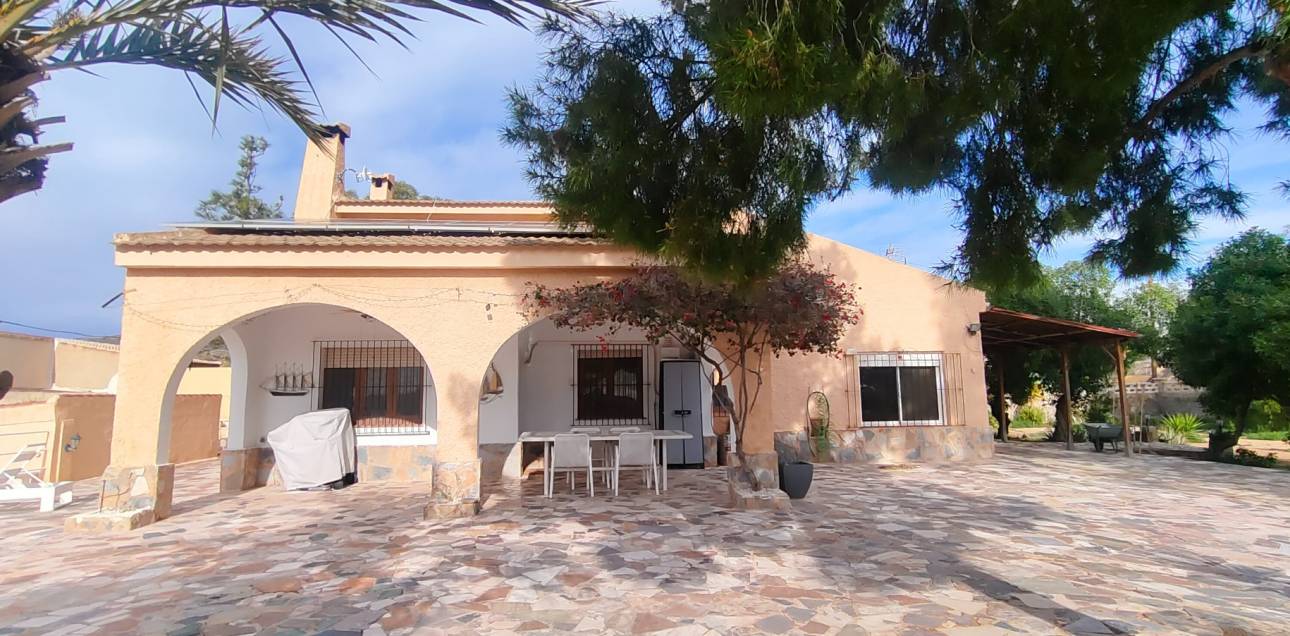 Resale - Villa - Mutxamel