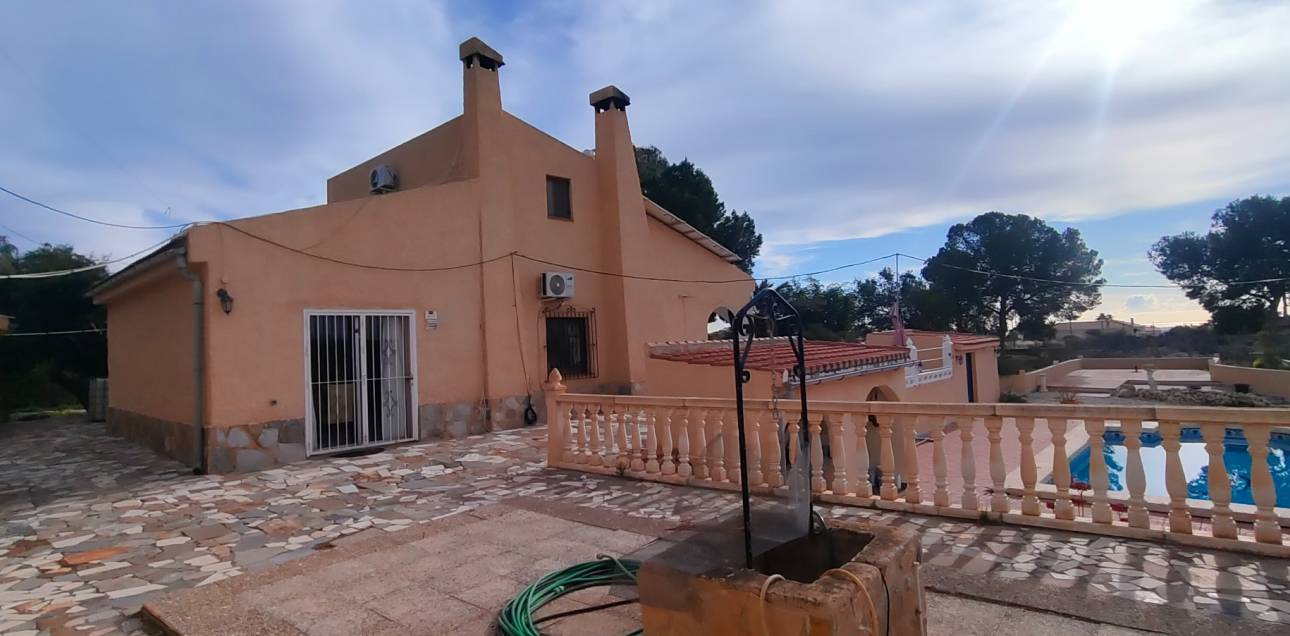 Resale - Villa - Mutxamel