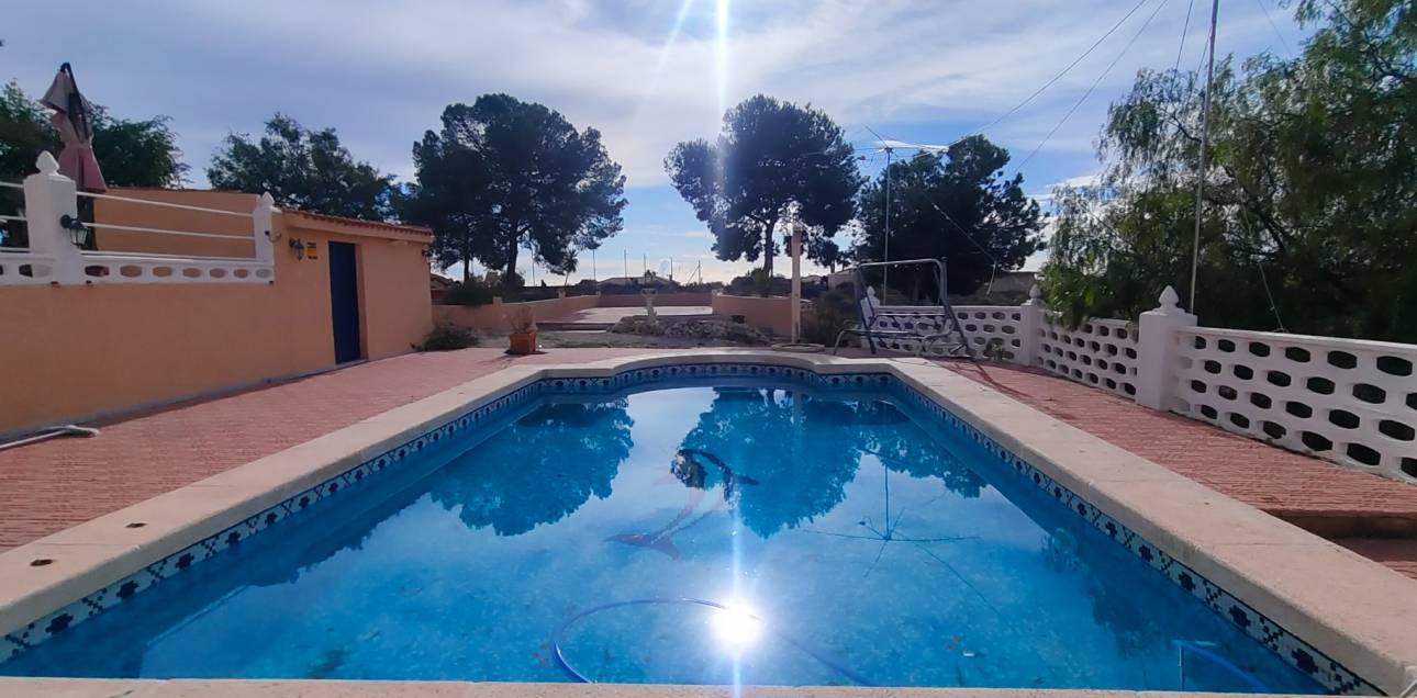 Resale - Villa - Mutxamel