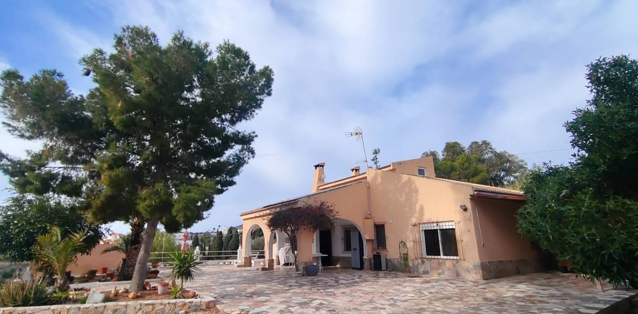 Resale - Villa - Mutxamel