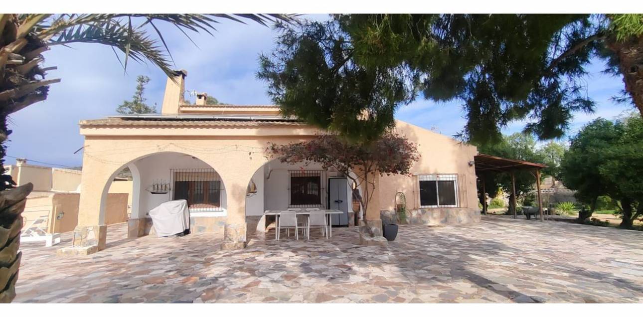 Resale - Chalet - Alicante - Alacant - Montnegre