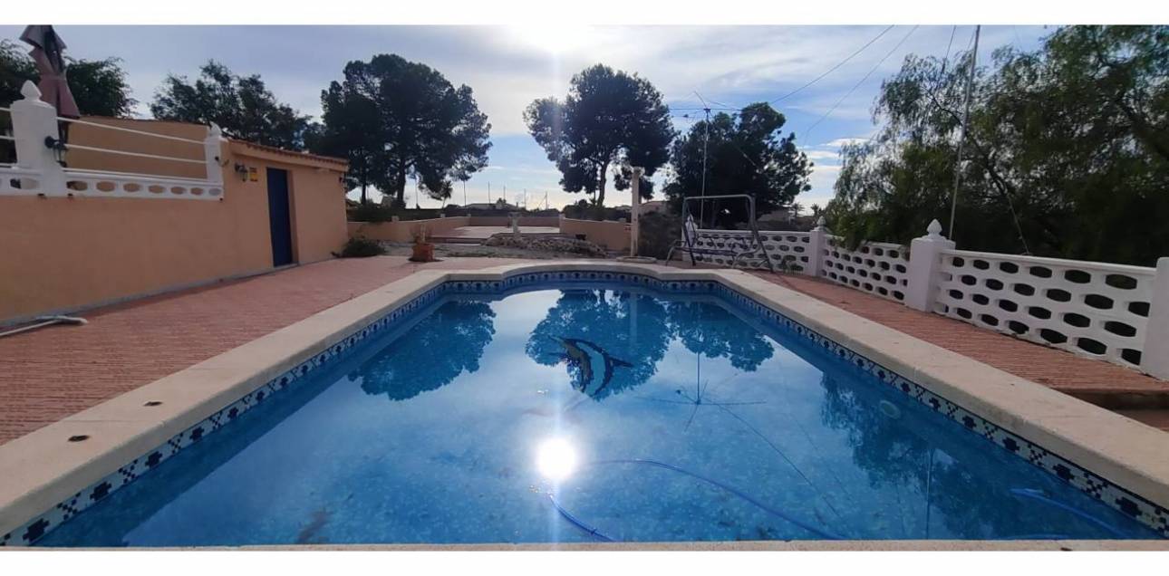 Resale - Chalet - Alicante - Alacant - Montnegre