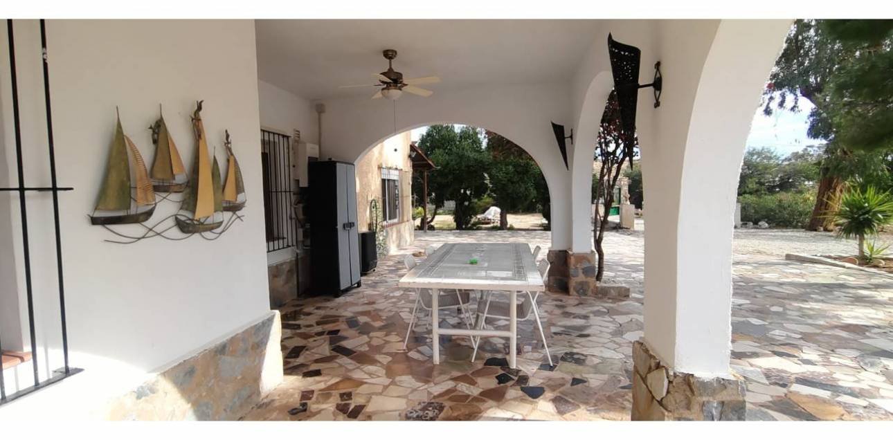 Resale - Chalet - Alicante - Alacant - Montnegre
