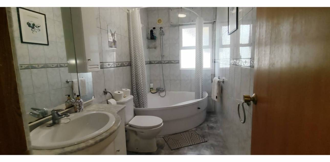 Resale - Chalet - Alicante - Alacant - Montnegre