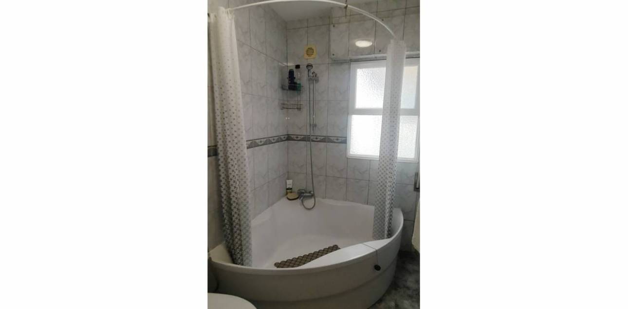 Resale - Chalet - Alicante - Alacant - Montnegre