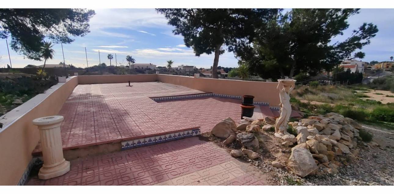 Resale - Chalet - Alicante - Alacant - Montnegre