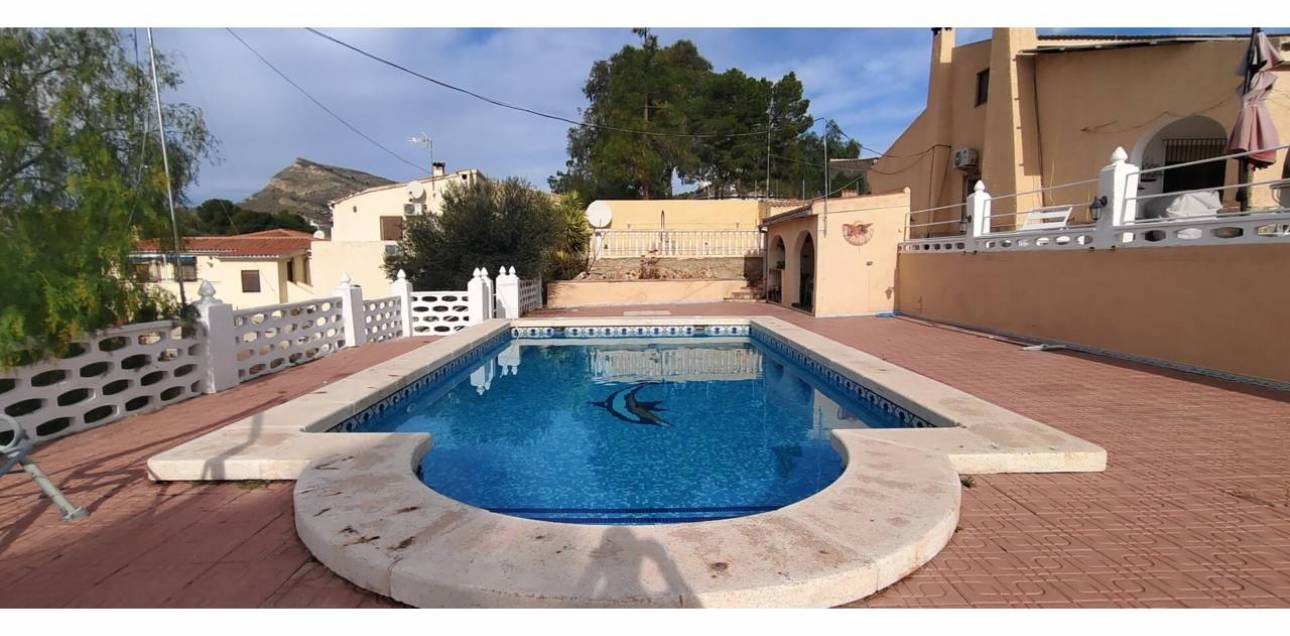 Resale - Chalet - Alicante - Alacant - Montnegre