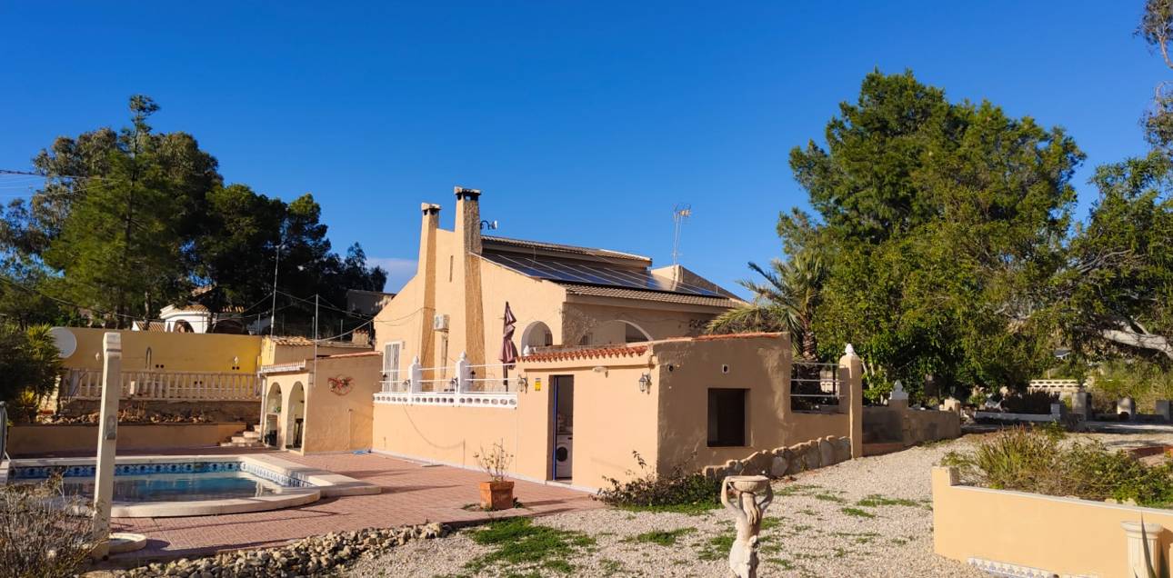 Resale - Villa - Mutxamel