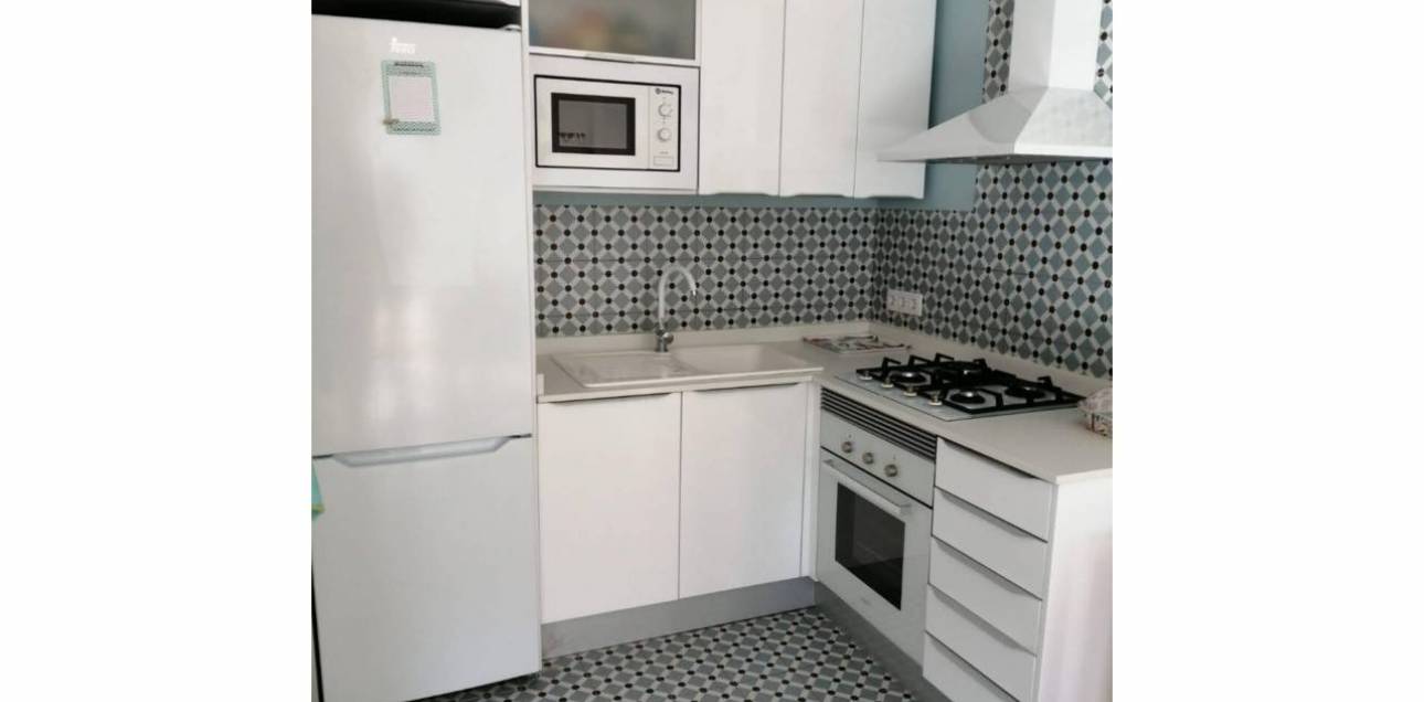 Resale - Casa adosada - El Campello - La Almadraba-Coveta Fumà-Amerador