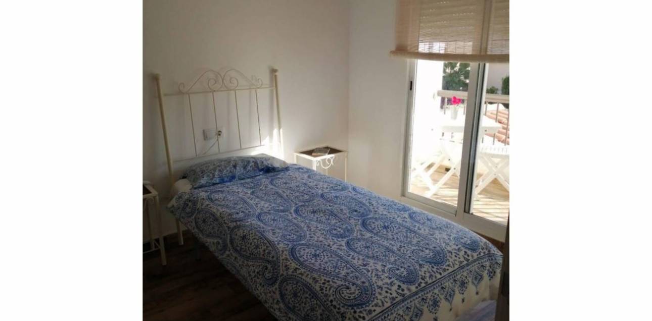 Resale - Casa adosada - El Campello - La Almadraba-Coveta Fumà-Amerador