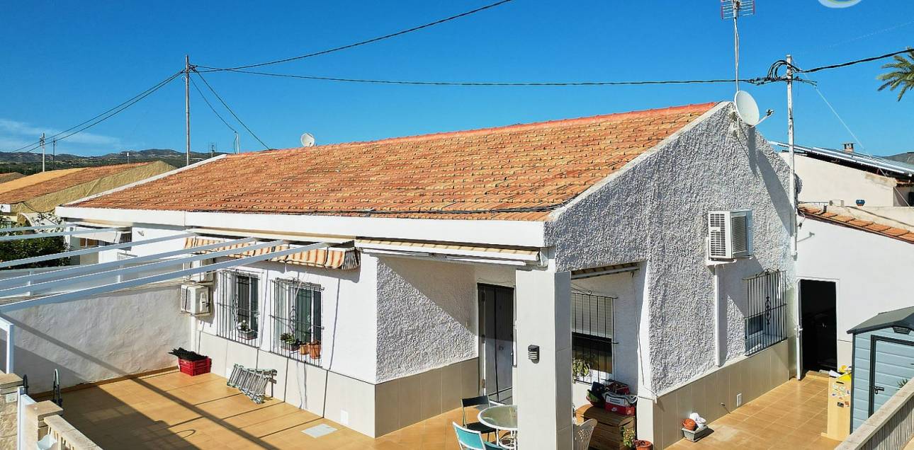 Resale - Bungalow - El Campello - El Campello Pueblo
