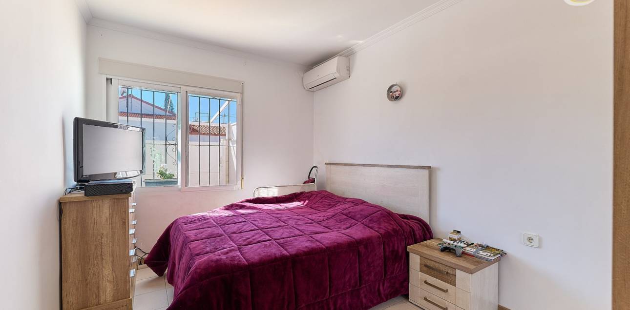 Resale - Bungalow - El Campello - El Campello Pueblo