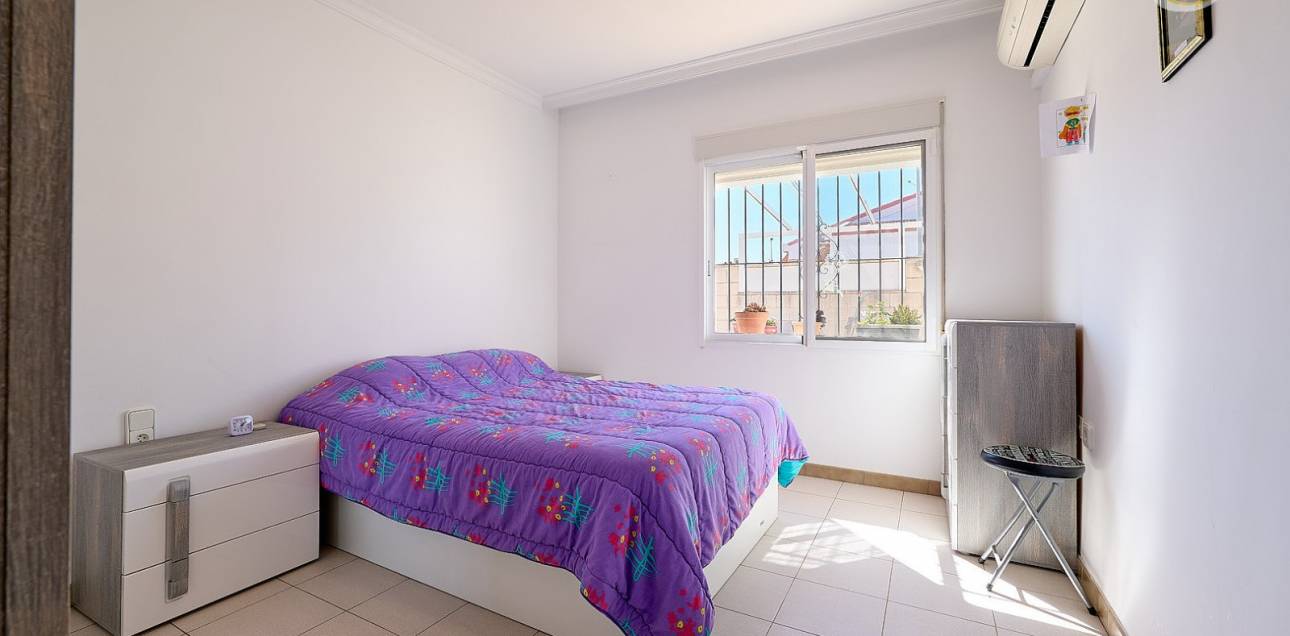 Resale - Bungalow - El Campello - El Campello Pueblo