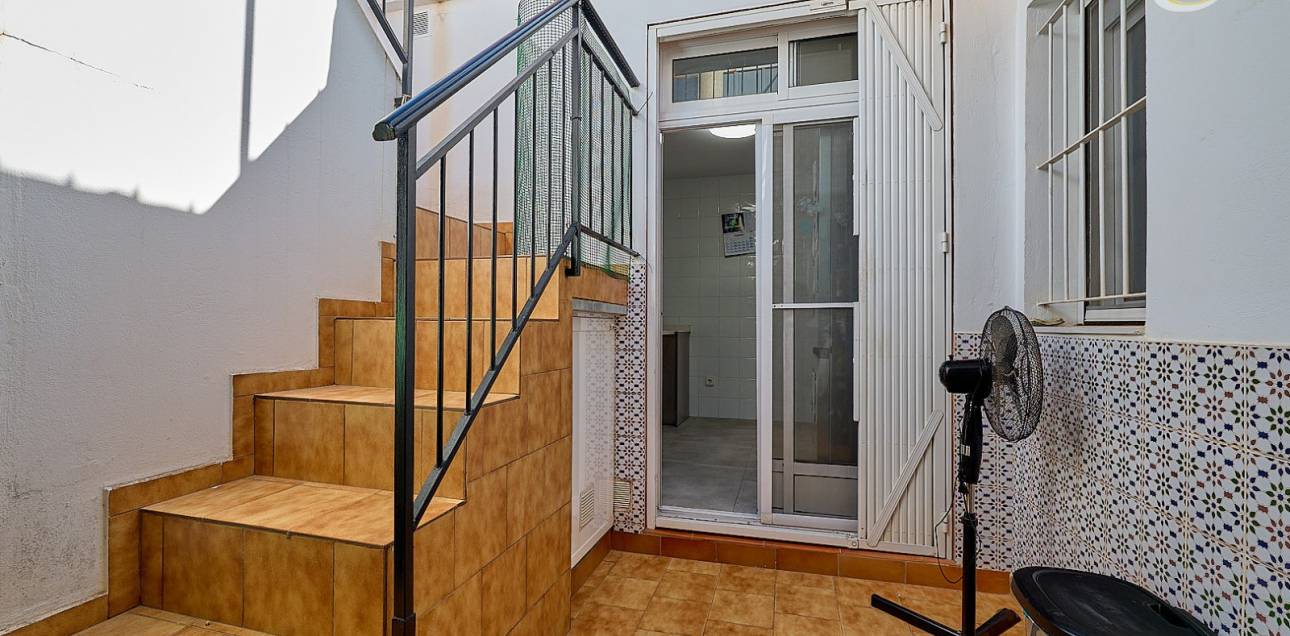 Resale - Bungalow - El Campello - El Campello Pueblo