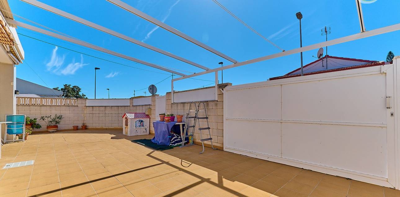 Resale - Bungalow - El Campello - El Campello Pueblo