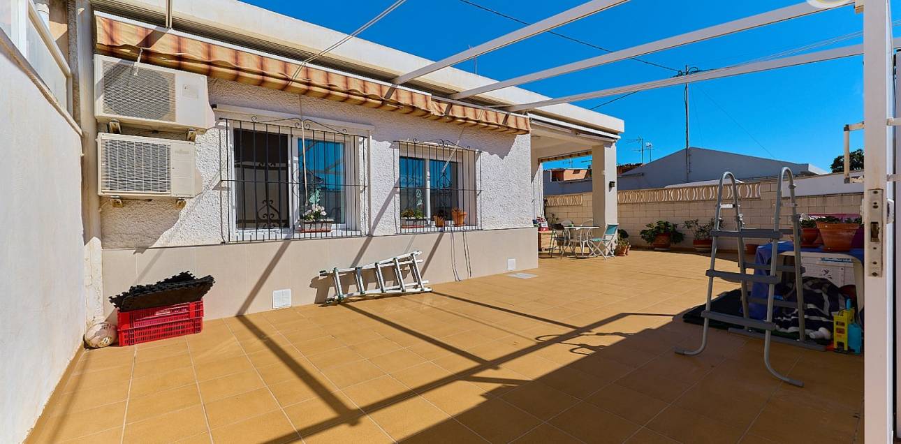 Resale - Bungalow - El Campello - El Campello Pueblo