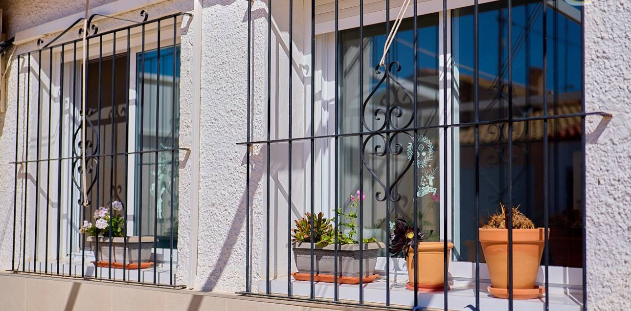 Resale - Bungalow - El Campello - El Campello Pueblo