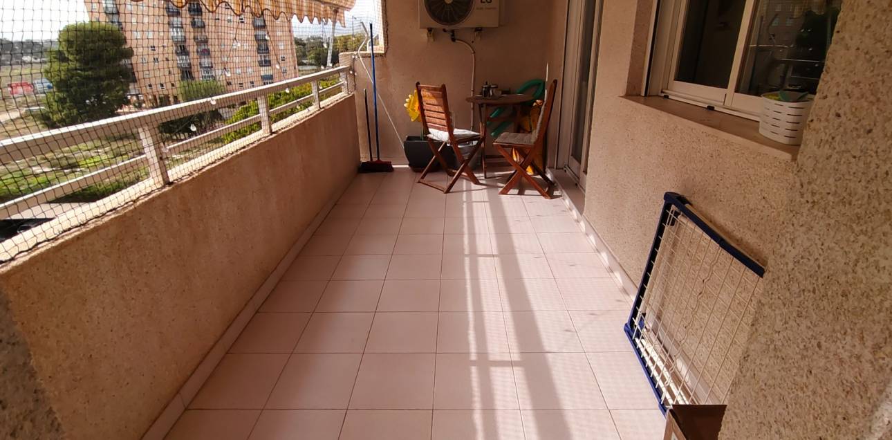 Resale - Apartment - El Campello - Platja Muchavista