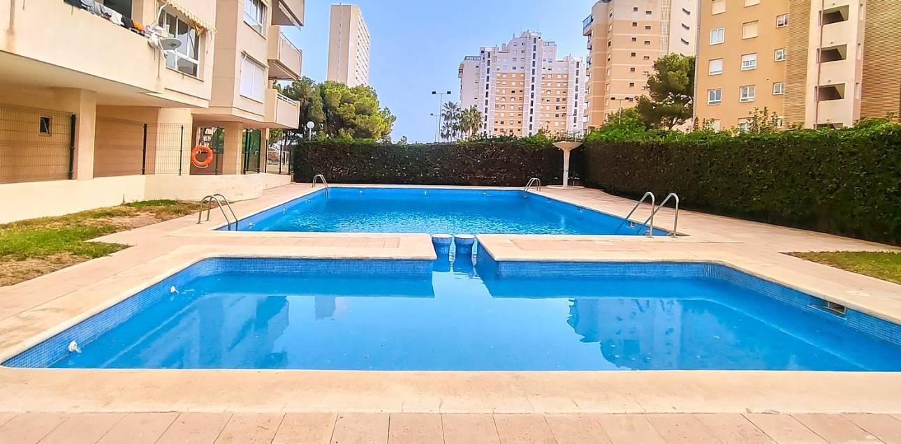 Resale - Apartment - El Campello - Platja Muchavista