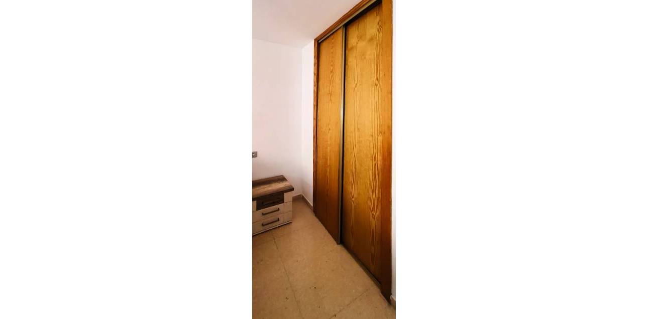 Resale - Apartment - El Campello - Platja Muchavista