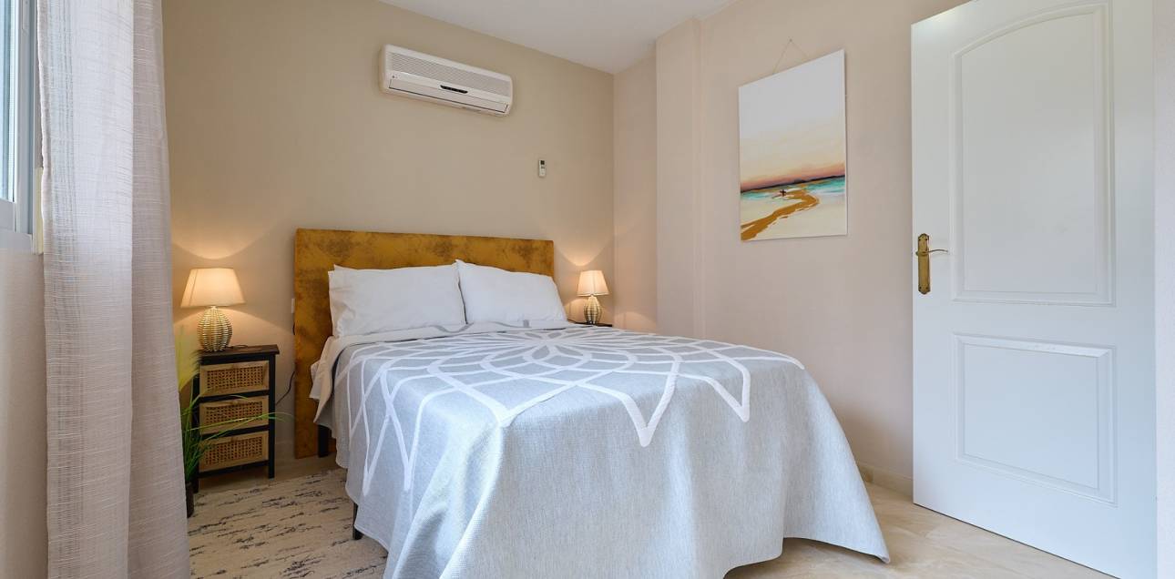 Resale - Villa - El Campello - Pueblo Acantilado - Venta Lanuza