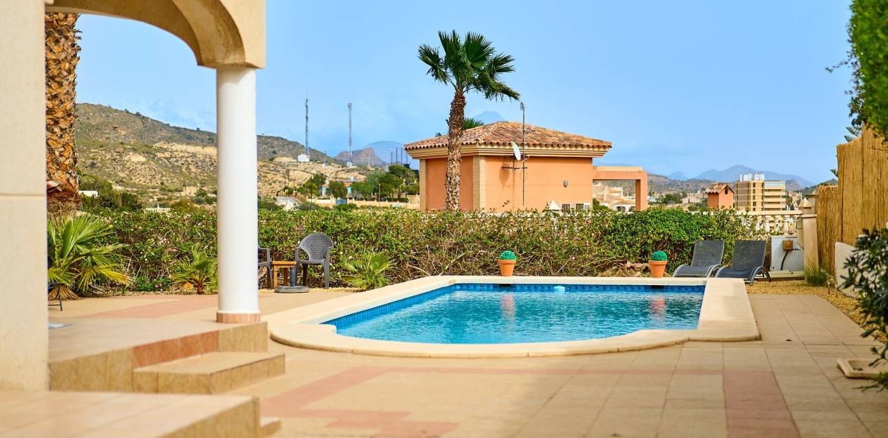 Resale - Villa - El Campello - Pueblo Acantilado - Venta Lanuza