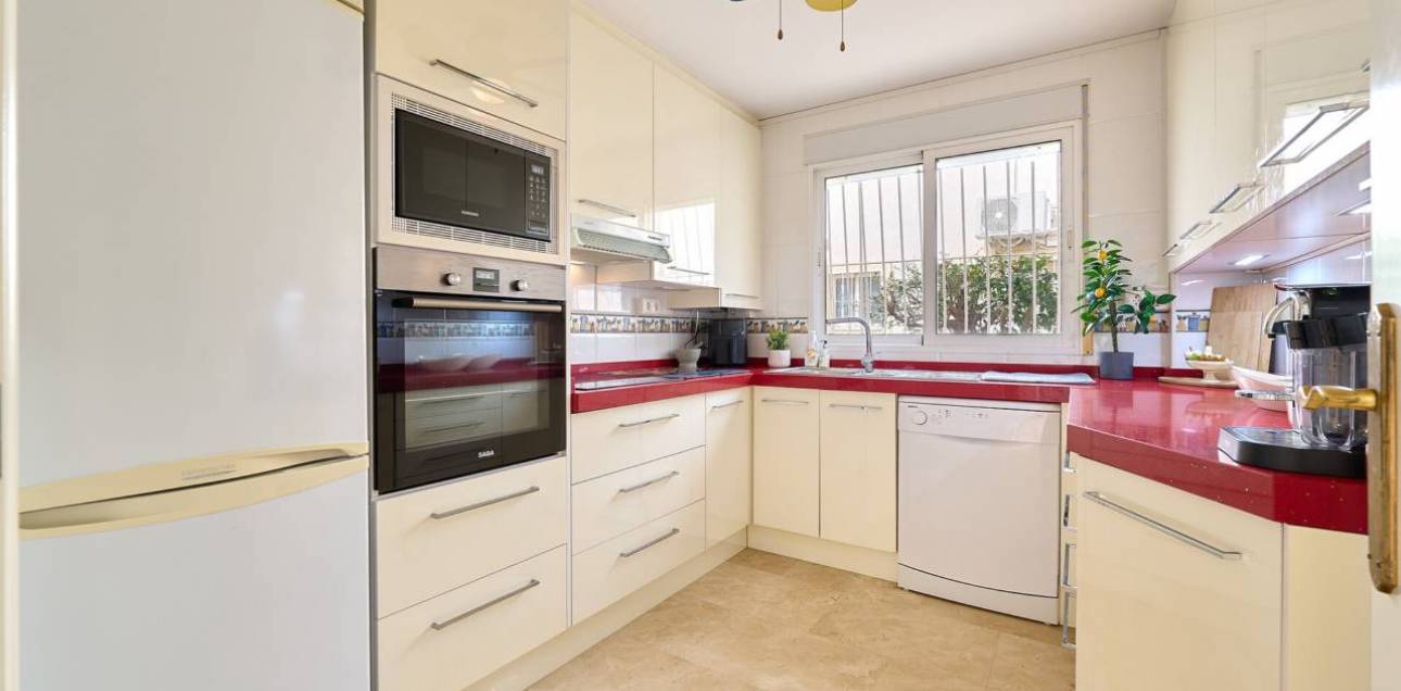 Resale - Chalet - El Campello - Norte-Venta Lanuza-Cala d'Or