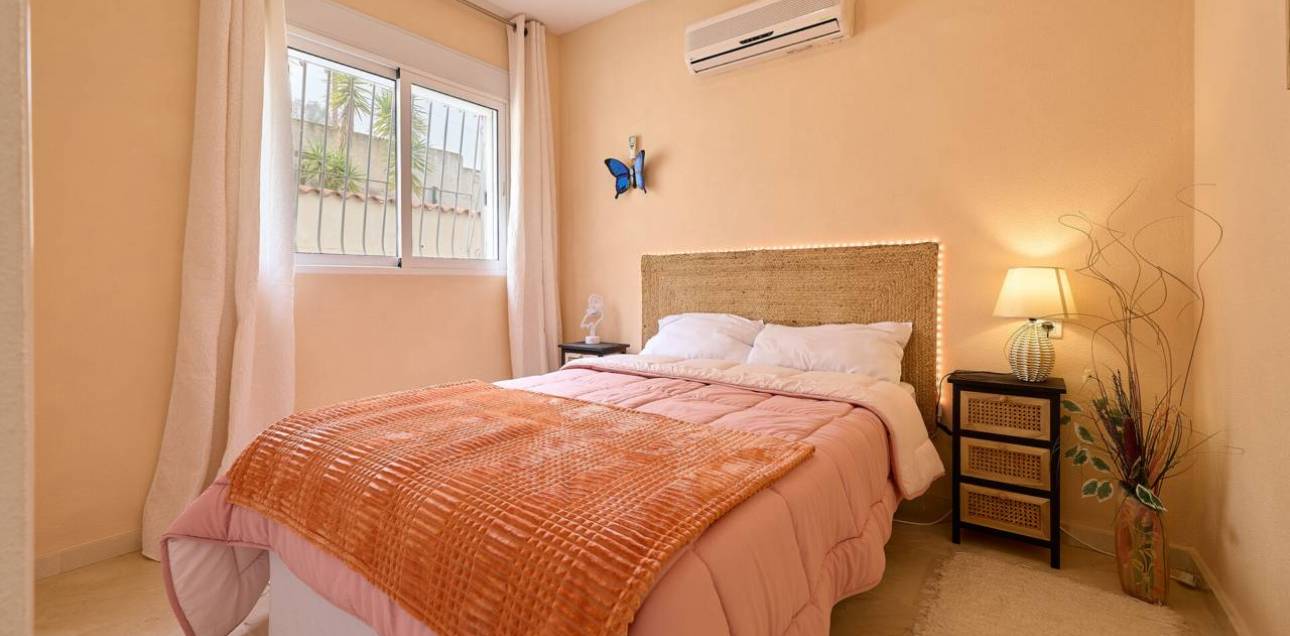 Resale - Chalet - El Campello - Norte-Venta Lanuza-Cala d'Or