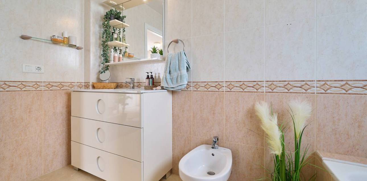 Resale - Chalet - El Campello - Norte-Venta Lanuza-Cala d'Or