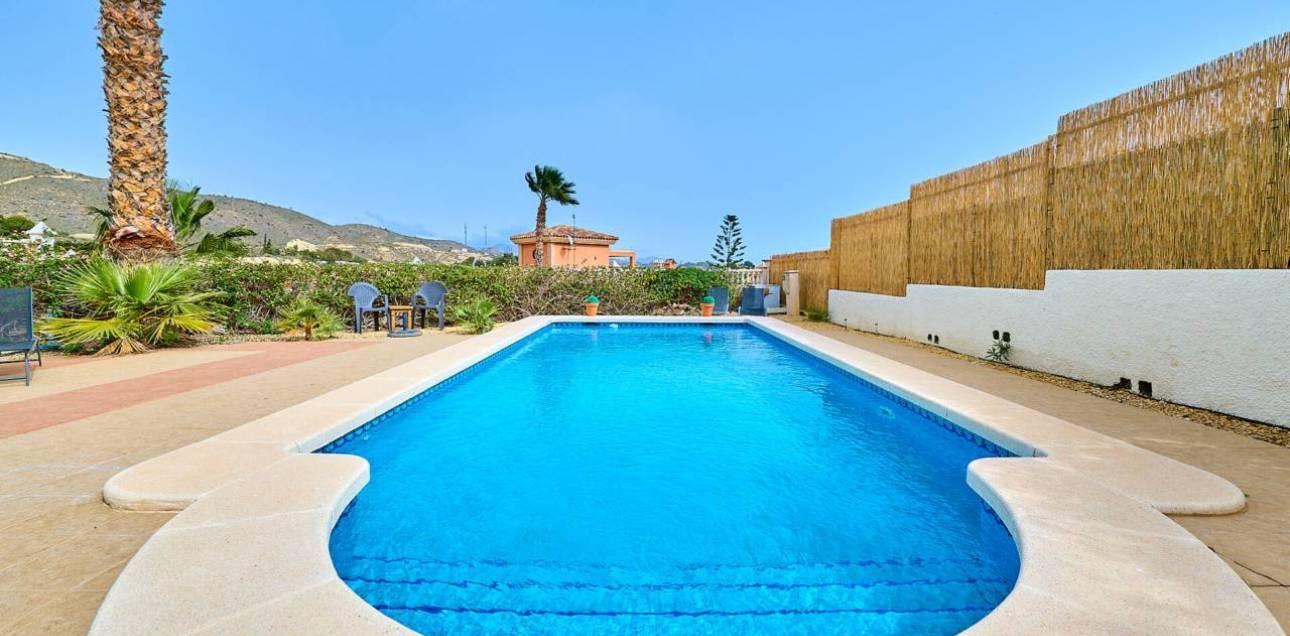 Resale - Chalet - El Campello - Norte-Venta Lanuza-Cala d'Or