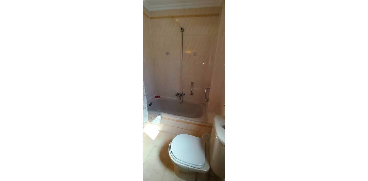 Resale - Apartment - San Juan de Alicante