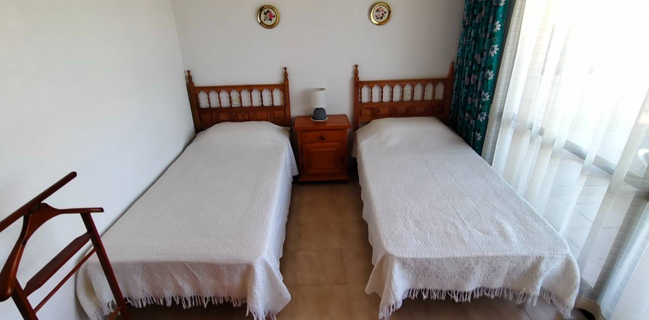 Resale - Apartment - San Juan de Alicante