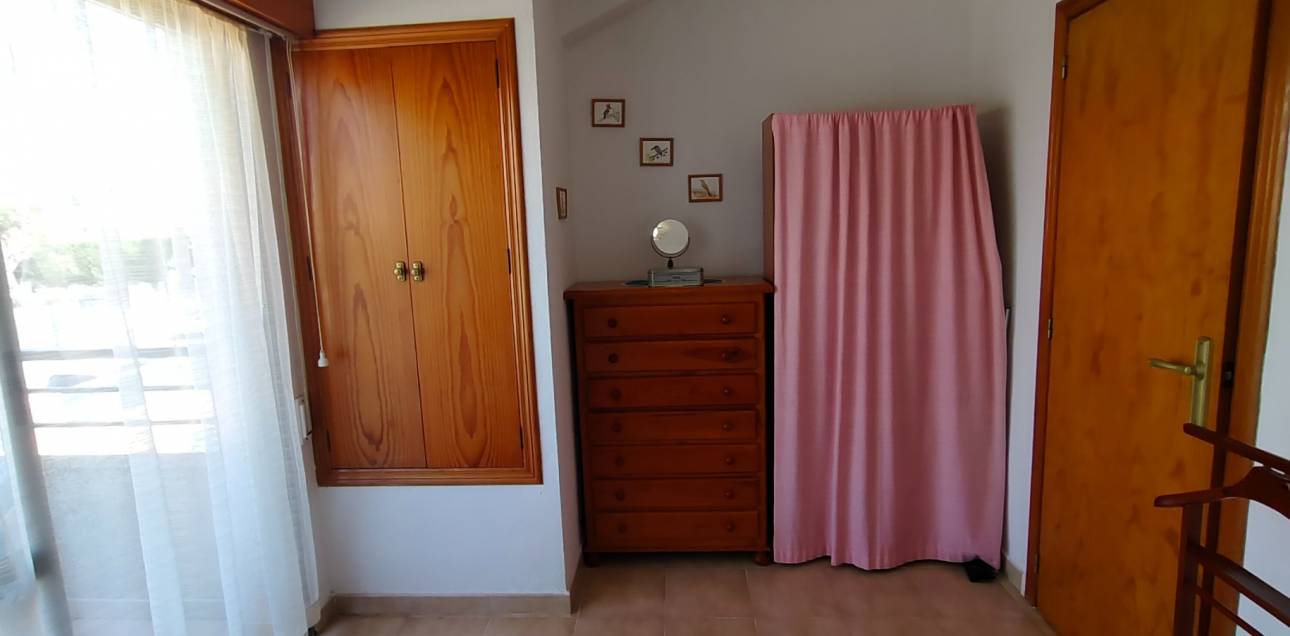 Resale - Apartment - San Juan de Alicante