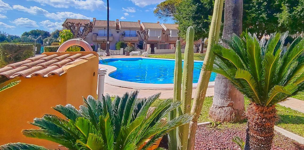 Resale - Apartment - San Juan de Alicante