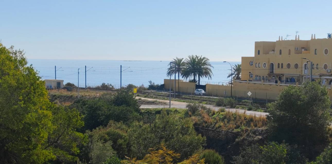 Resale - Town house - El Campello - La Almadraba-Coveta Fumà-Amerador