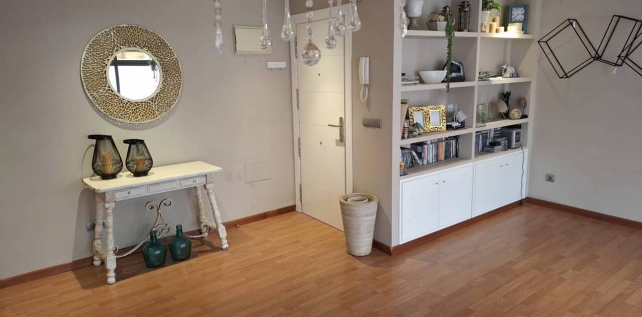 Resale - Apartamento - Alicante - Alacant - Centro Tradicional