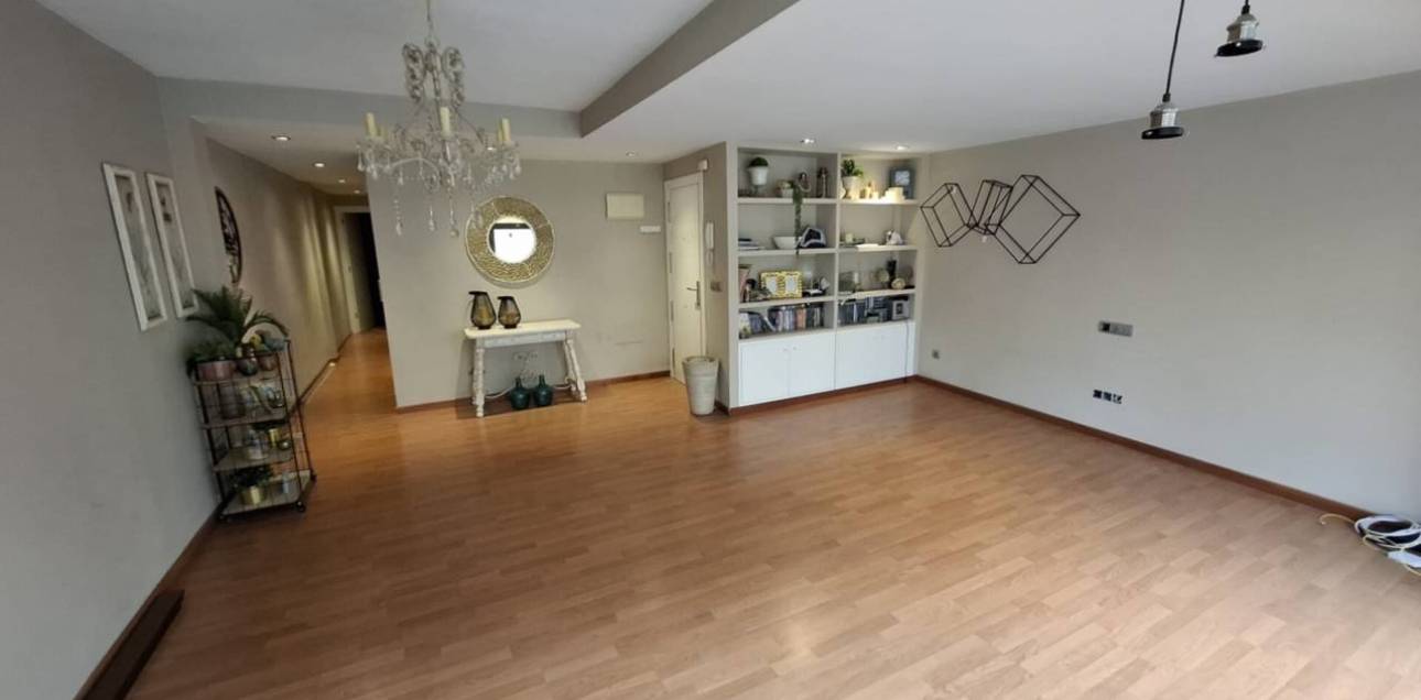 Resale - Apartamento - Alicante - Alacant - Centro Tradicional