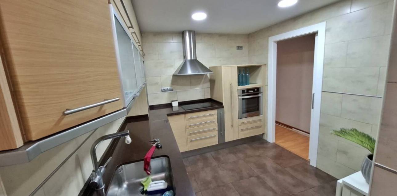 Resale - Apartamento - Alicante - Alacant - Centro Tradicional